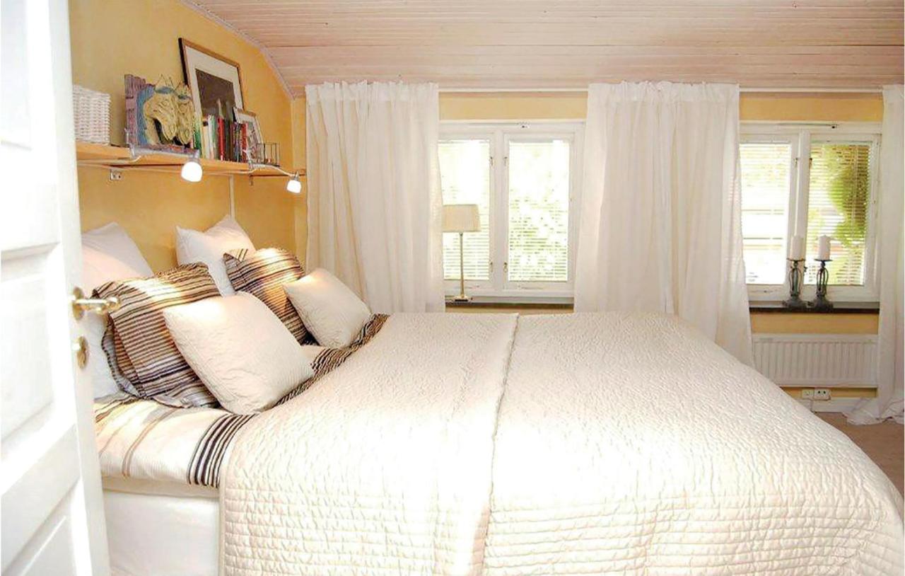 Nice Home In Ystad With 2 Bedrooms And Wifi Eksteriør bilde